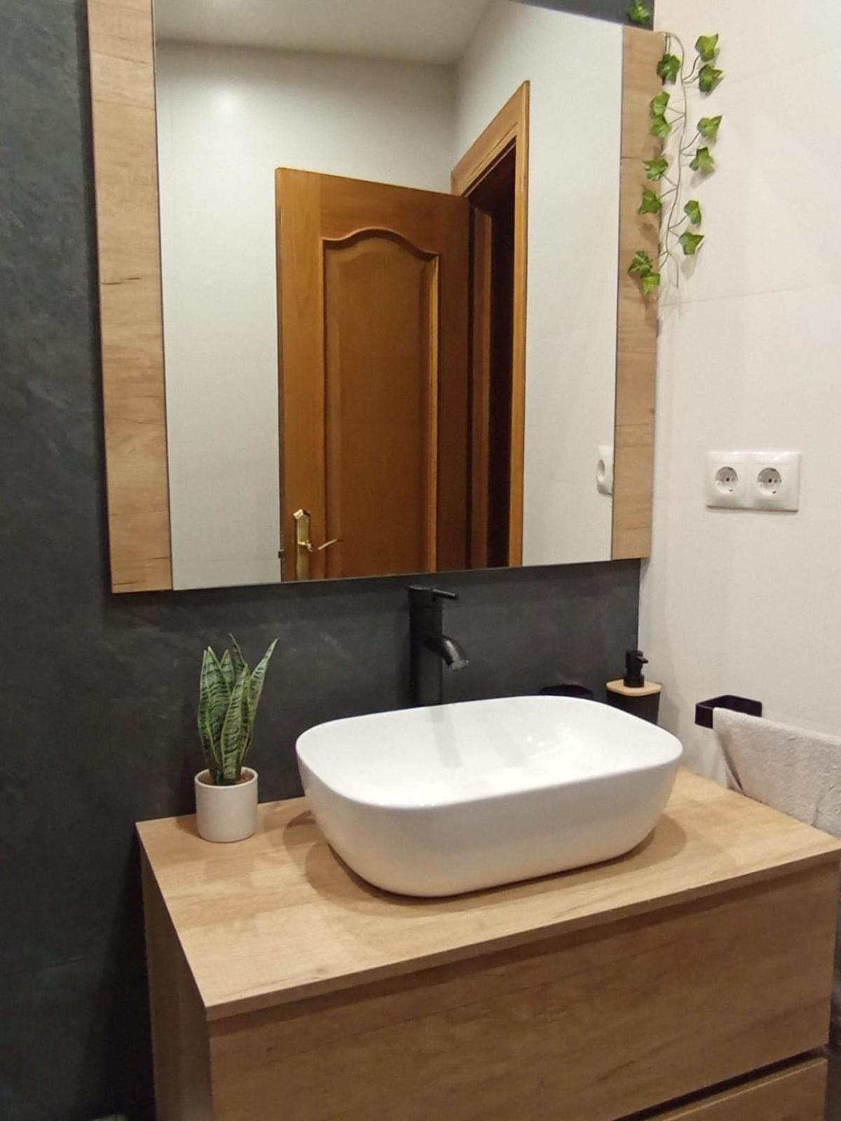 Apartamento Peace Home Astillero El Astillero Dış mekan fotoğraf